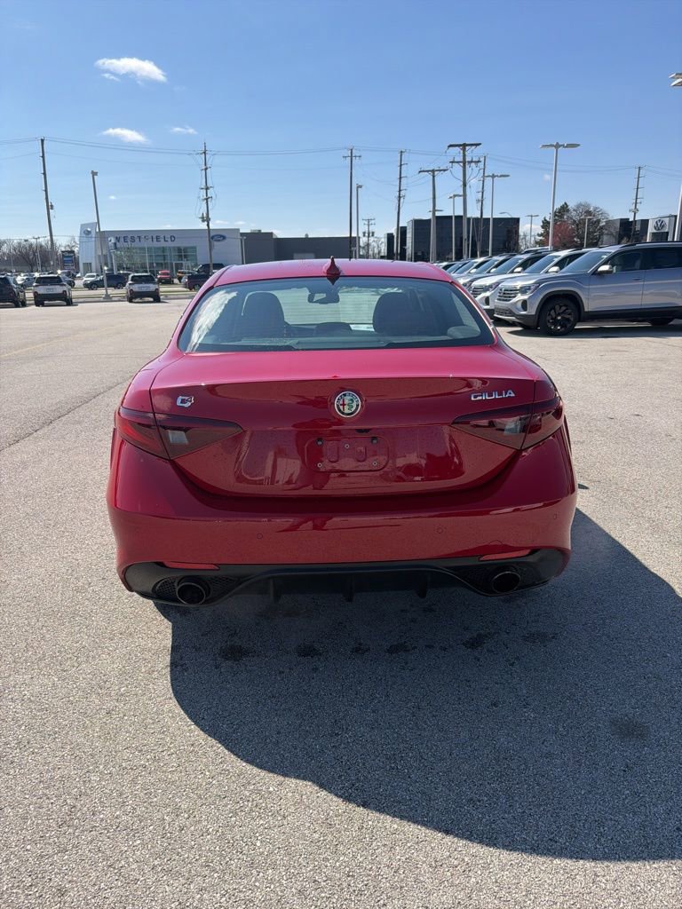 Used 2019 Alfa Romeo Giulia Ti Sport w/ Quick Order Package 22S Sport image 5