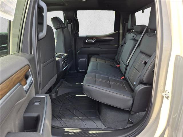 New 2026 Chevrolet Silverado 1500 High Country w/ High Country Premium Package AWD/4WD image 16