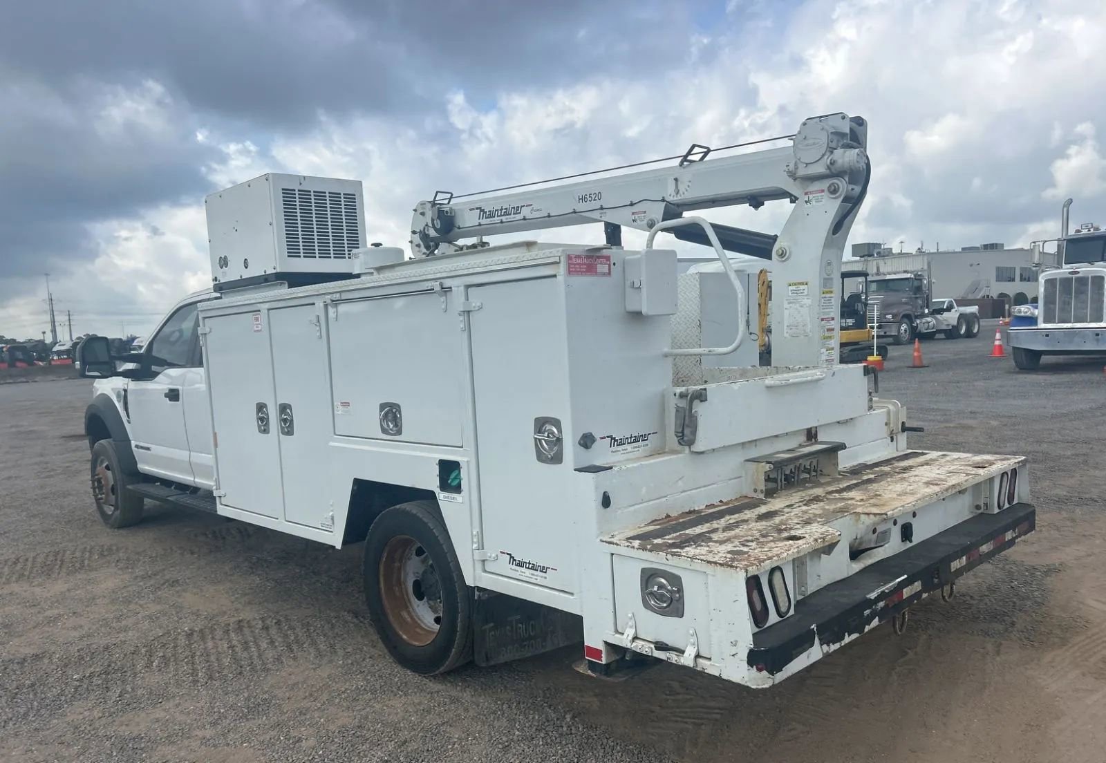 Used 2019 Ford F550 4x4 SuperCab Super Duty image 2