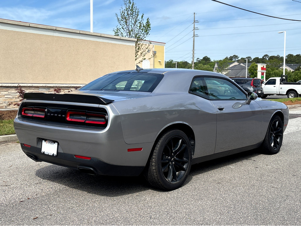 Used 2018 Dodge Challenger SXT Plus image 18