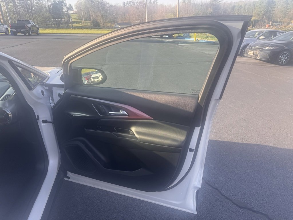 Used 2024 Chevrolet Equinox EV RS w/ Active Safety Package 3 image 28