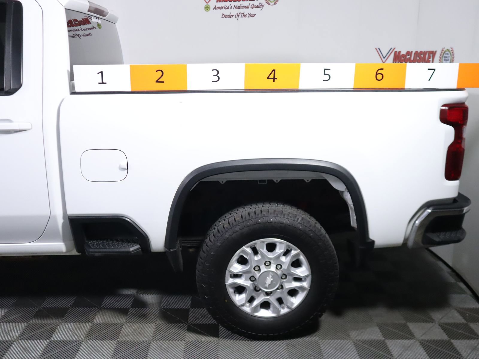 Used 2020 Chevrolet Silverado 2500 LT w/ Z71 Off-Road Package image 13