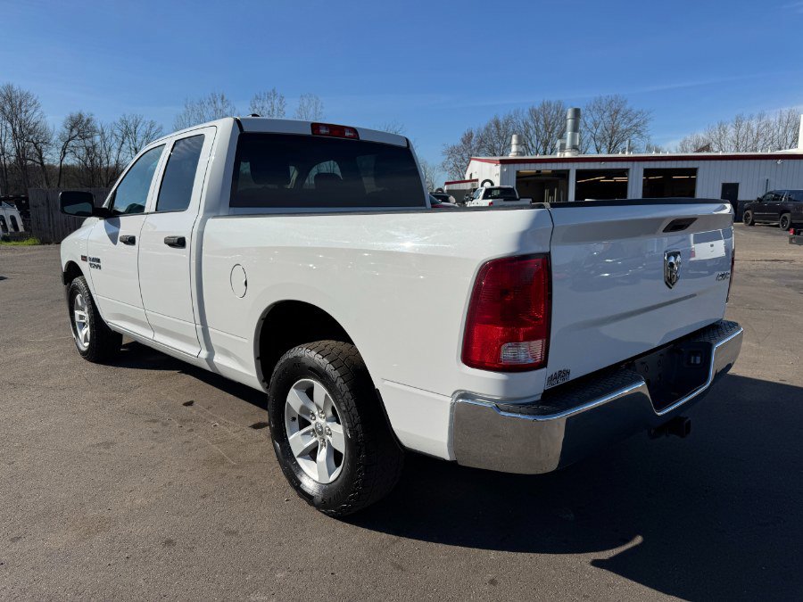 Used 2017 RAM 1500 ST w/ SXT Appearance Group AWD/4WD image 3