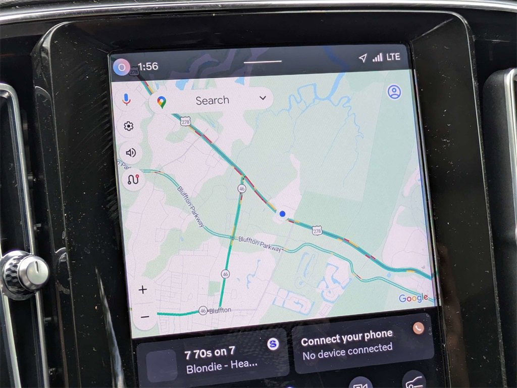 Used 2023 Volvo XC40 B5 Plus AWD/4WD image 22