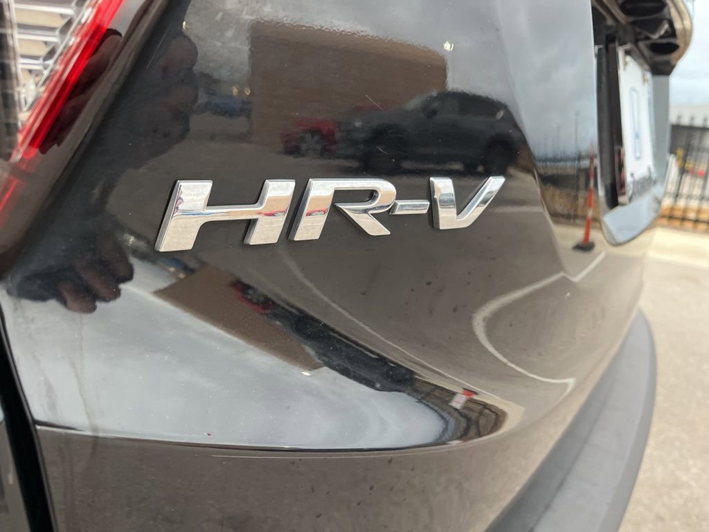 Certified 2021 Honda HR-V LX image 8