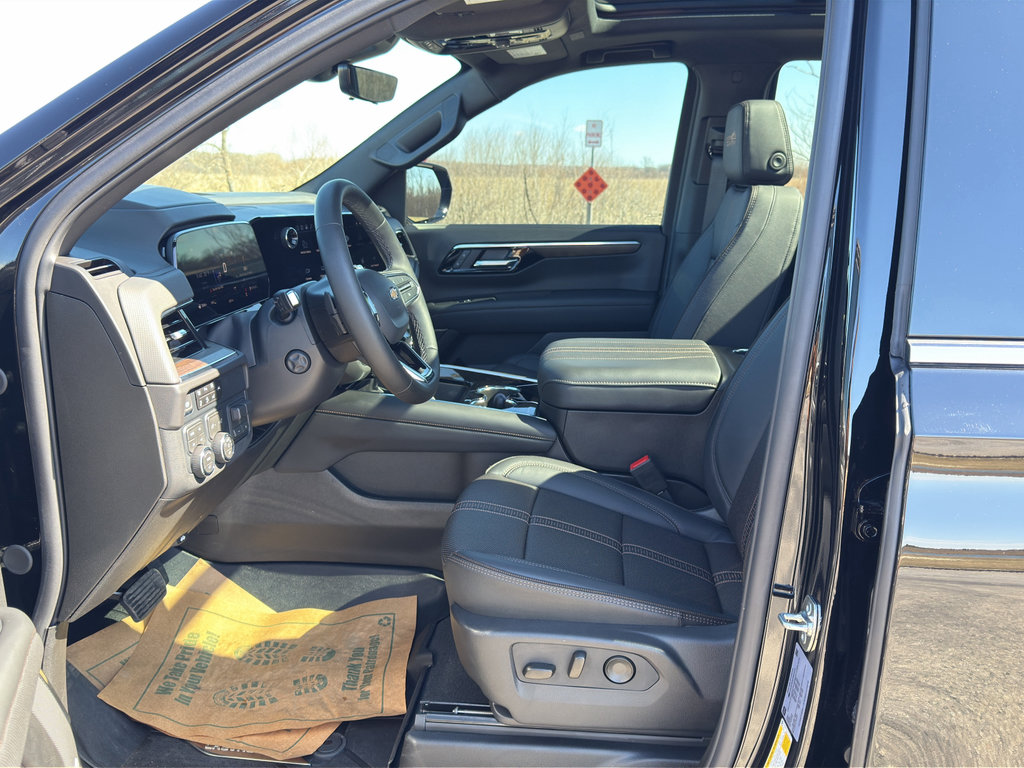 Used 2026 Chevrolet Tahoe High Country image 16