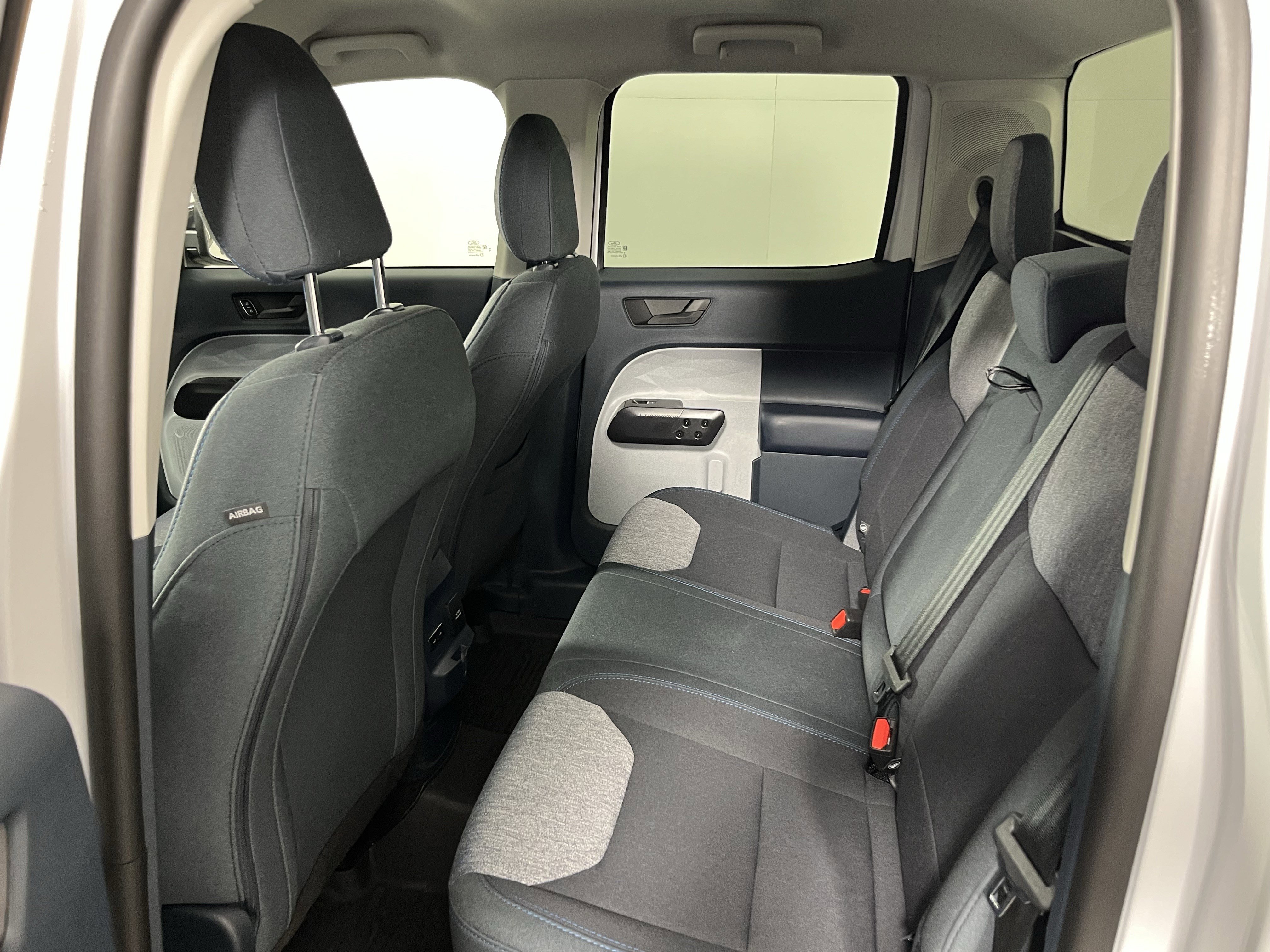 Used 2025 Ford Maverick XLT w/ XLT Luxury Package image 13