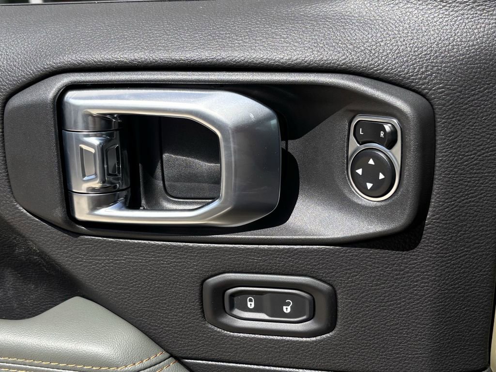 New 2026 Jeep Gladiator Mojave AWD/4WD image 21