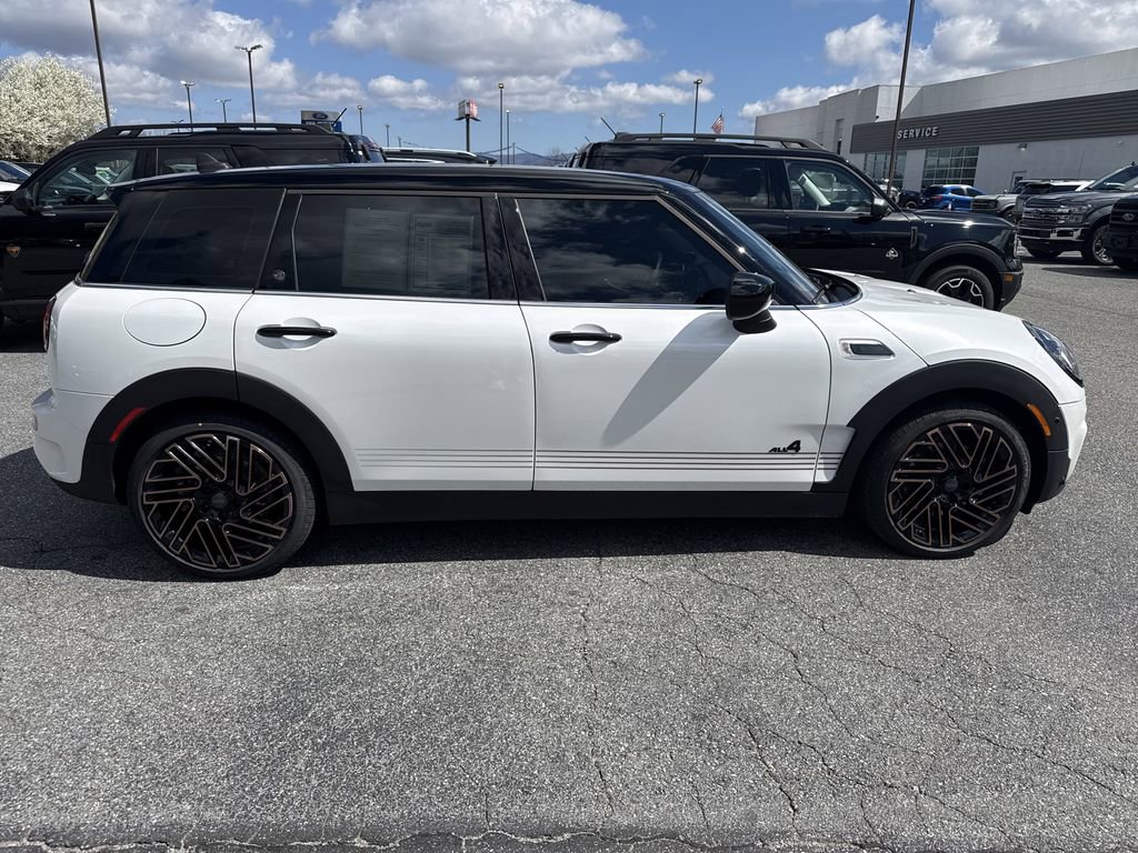 Used 2024 MINI Cooper Clubman S image 8