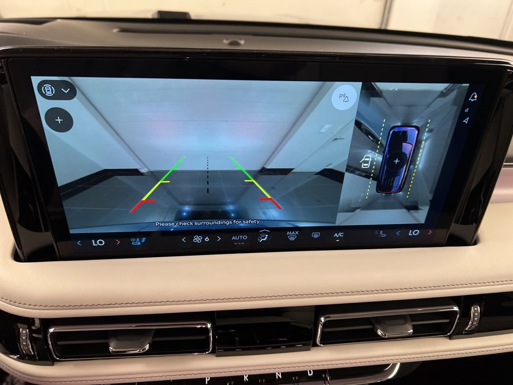 Used 2025 Lincoln Aviator Reserve w/ Equipment Group 201A image 12