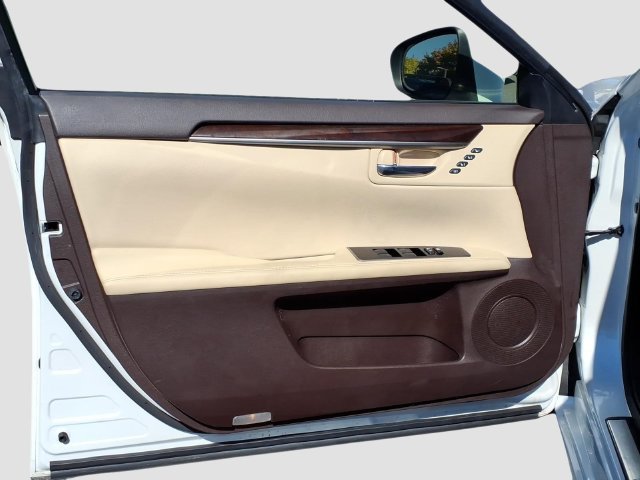 Used 2016 Lexus ES 350 w/ Luxury Package w/Wood Trim FWD image 7