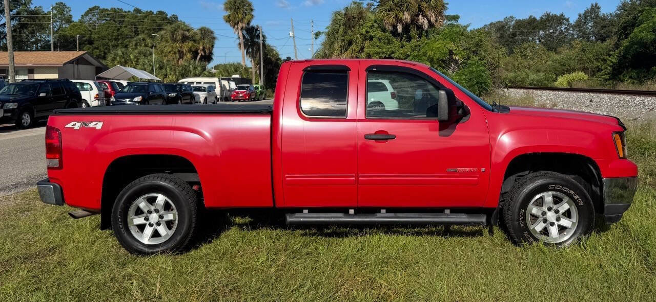 Used 2008 GMC Sierra 1500 SLE w/ Max Trailering Pack image 7