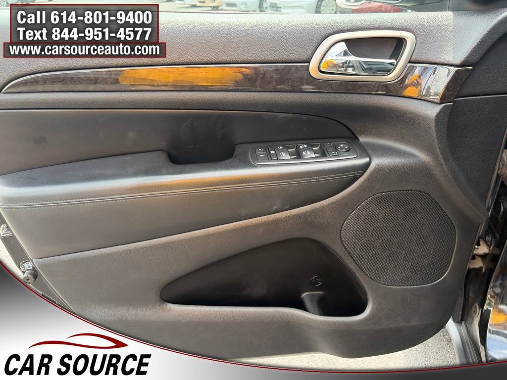 Used 2013 Jeep Grand Cherokee Laredo AWD/4WD image 17