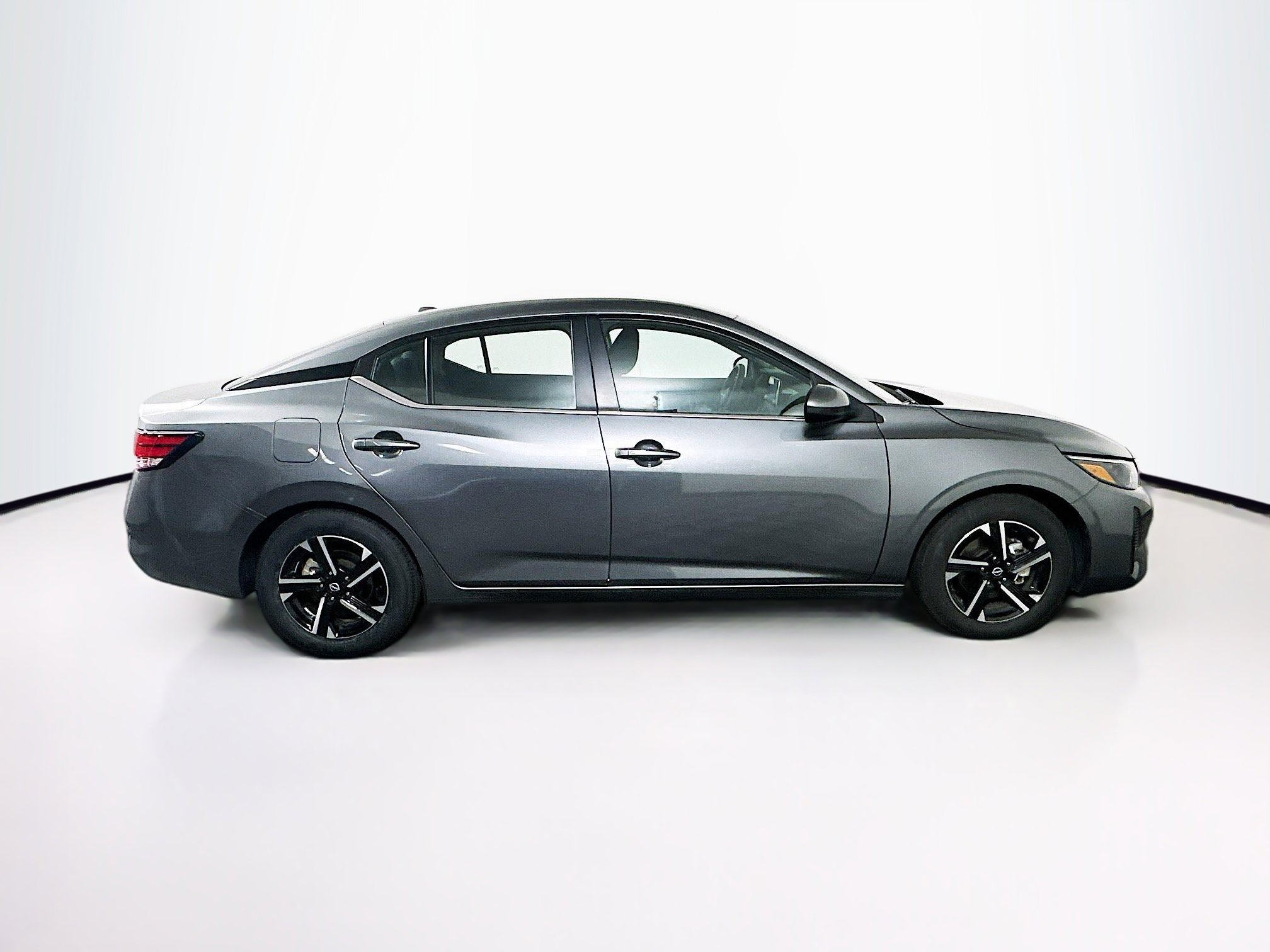 Used 2025 Nissan Sentra SV image 10