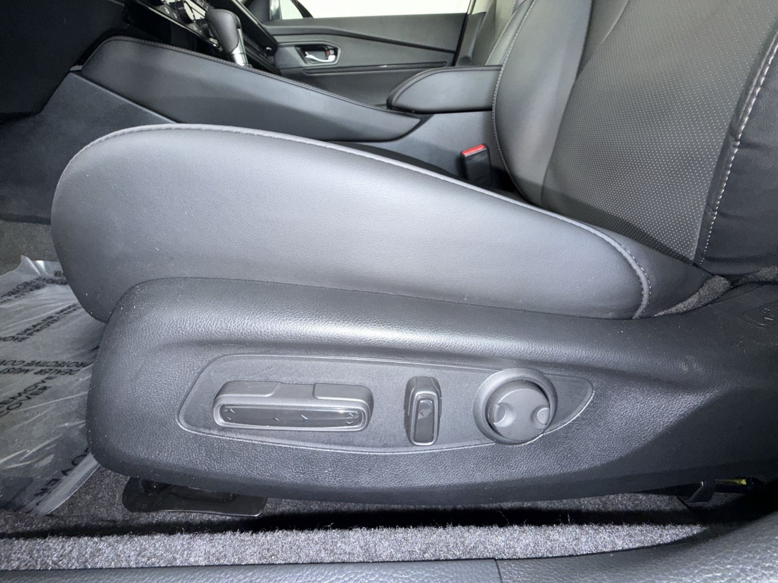Used 2025 Honda Accord Touring image 14