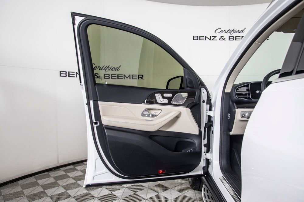 Used 2026 Mercedes-Benz GLS 450 4MATIC image 21