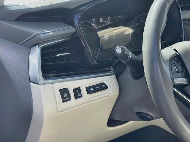 Certified 2025 Cadillac XT6 Premium Luxury w/ Technology Package AWD/4WD image 12