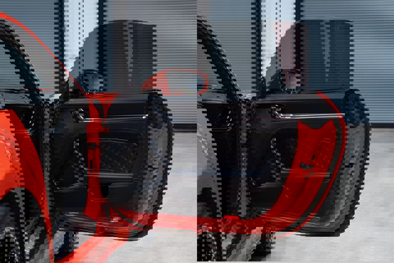 Used 2022 Porsche 911 Turbo S image 33