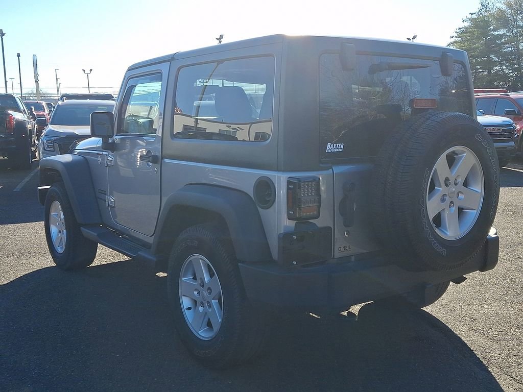 Used 2018 Jeep Wrangler Sport image 4