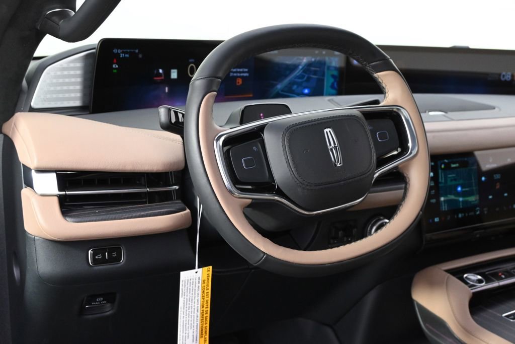 New 2026 Lincoln Navigator L Black Label AWD/4WD image 11