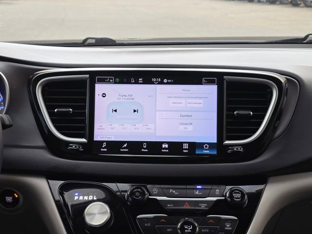 Used 2023 Chrysler Pacifica Touring-L FWD image 22