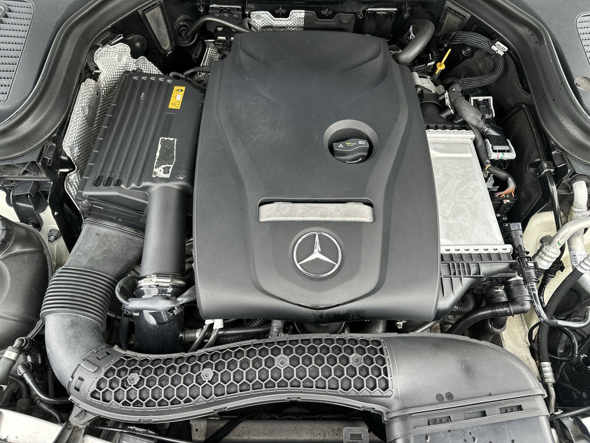 Used 2019 Mercedes-Benz GLC 300 image 18