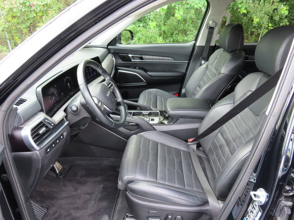 Certified 2024 Kia Telluride SX Prestige AWD/4WD image 29