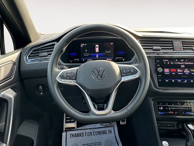 Used 2023 Volkswagen Tiguan SE R-Line AWD/4WD image 12