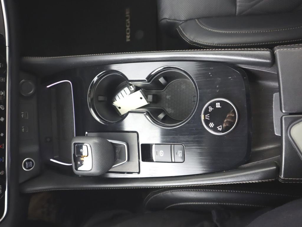 Used 2021 Nissan Rogue Platinum AWD/4WD image 14