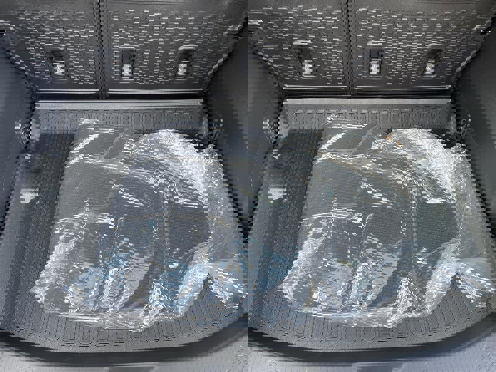 Certified 2025 Subaru Impreza 2.0i image 15