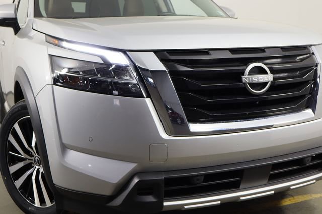 Used 2024 Nissan Pathfinder Platinum w/ Cargo Package image 50