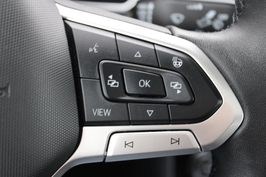 Used 2022 Volkswagen Jetta SEL image 30