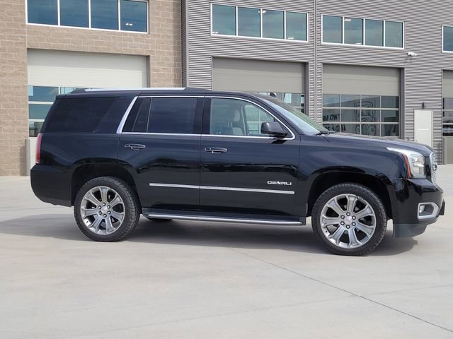 Used 2020 GMC Yukon Denali w/ Open Road Package image 2