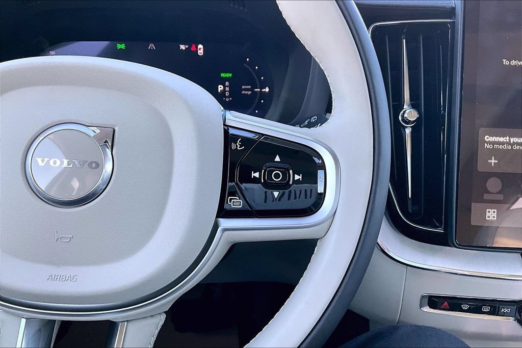 New 2026 Volvo XC60 T8 Ultra AWD/4WD image 16