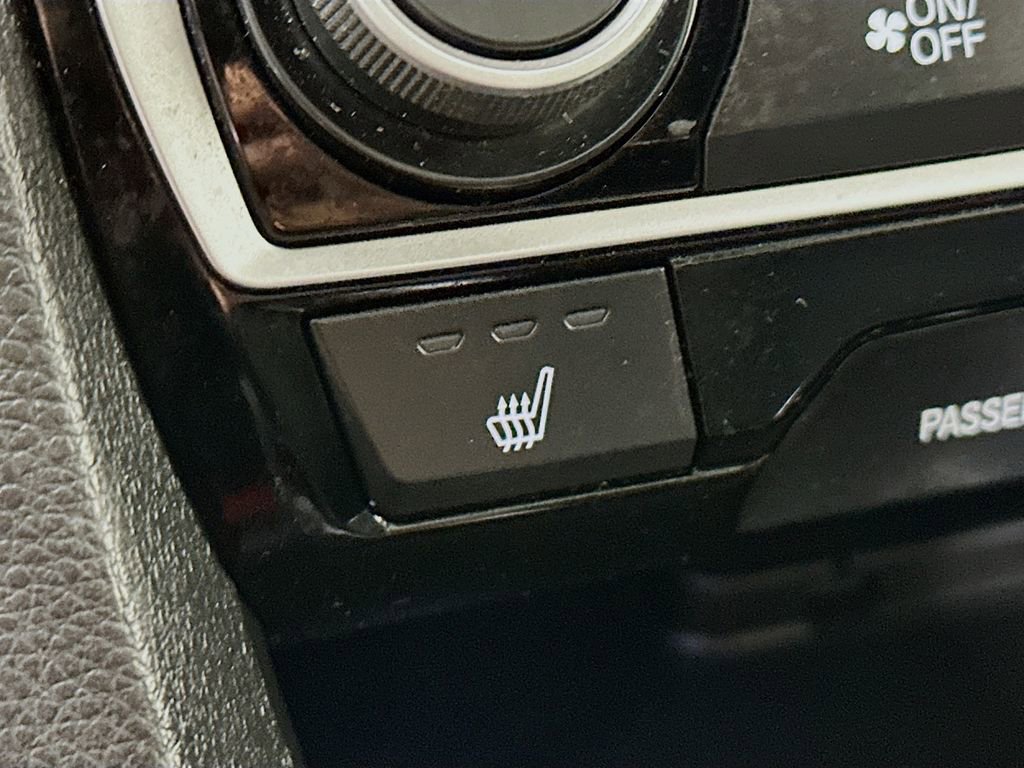 Used 2018 Honda Civic EX-L image 19