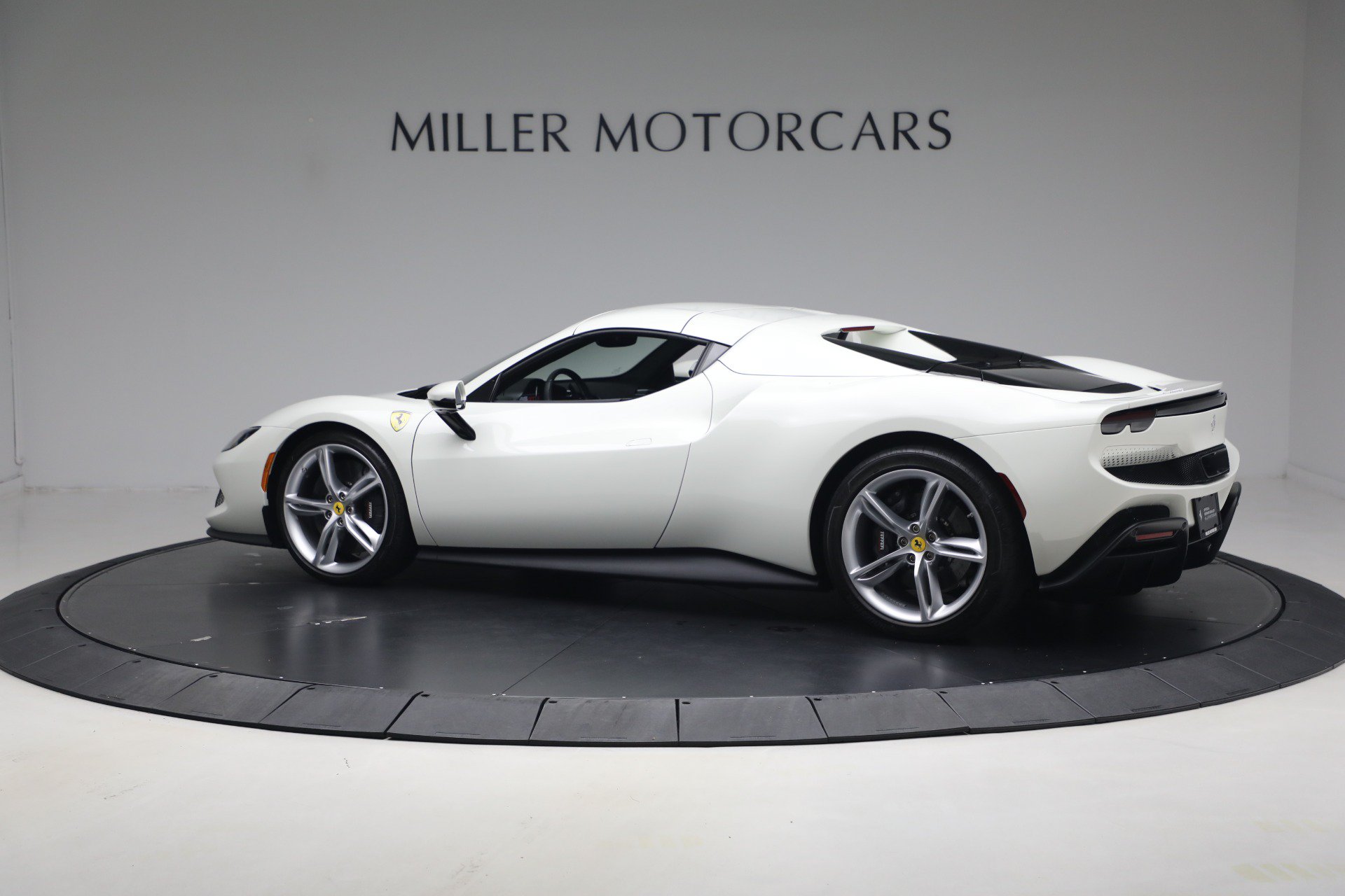Used 2025 Ferrari 296 GTS RWD image 24