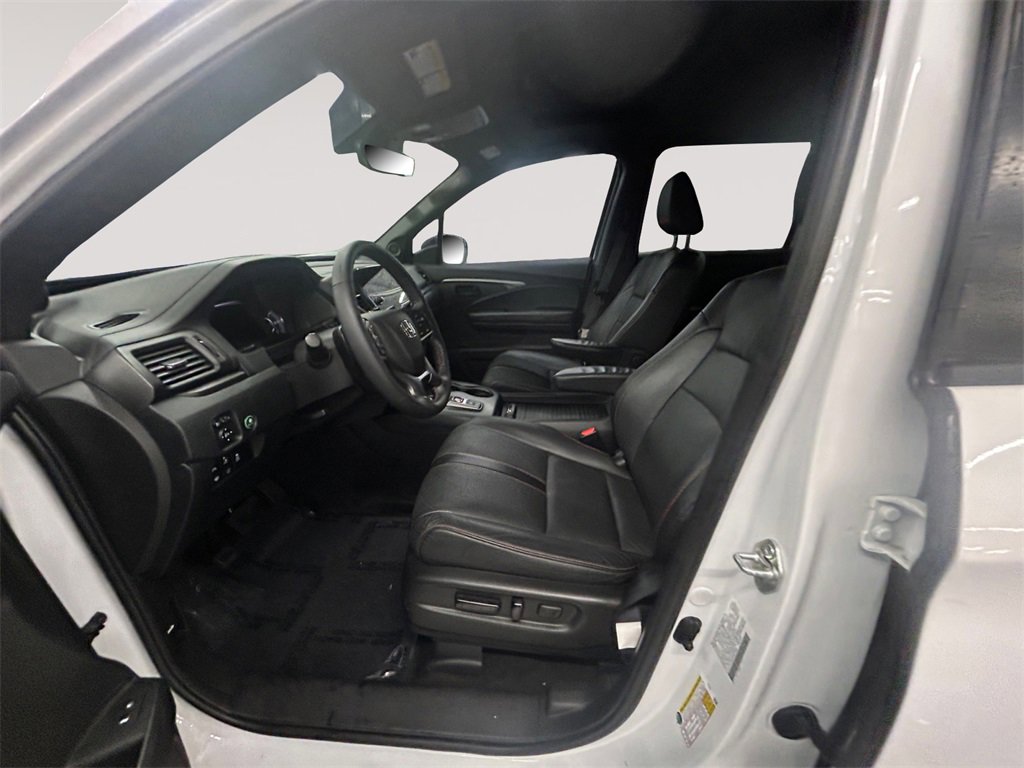 Used 2022 Honda Passport TrailSport image 9