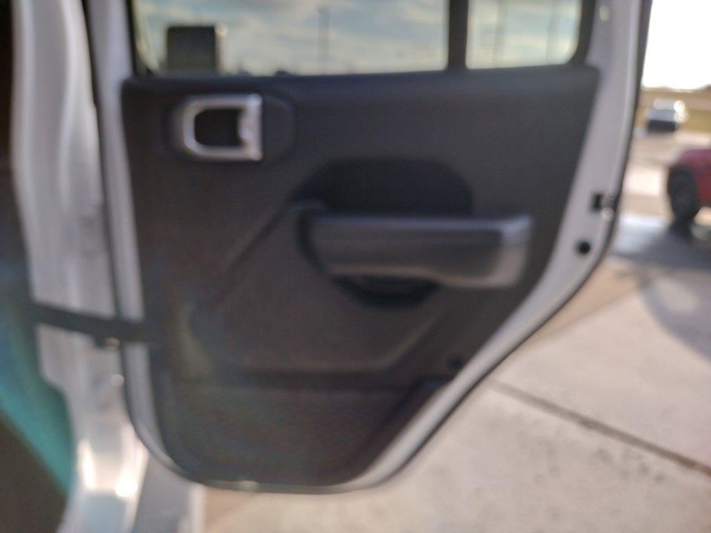 Used 2020 Jeep Wrangler Unlimited Sport image 25