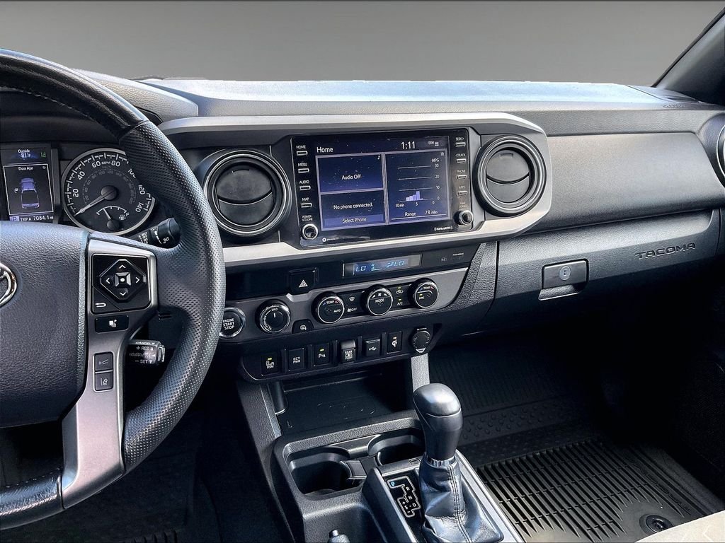 Used 2023 Toyota Tacoma TRD Sport w/ Technology Package AWD/4WD image 18