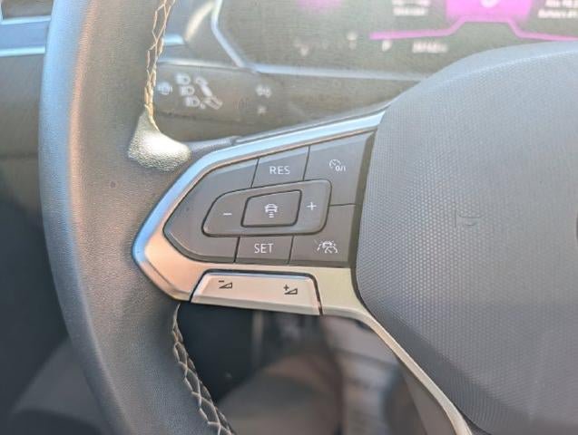 Used 2023 Volkswagen Tiguan SE R-Line AWD/4WD image 24