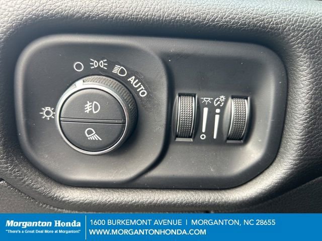 Used 2025 RAM 1500 Laramie image 16