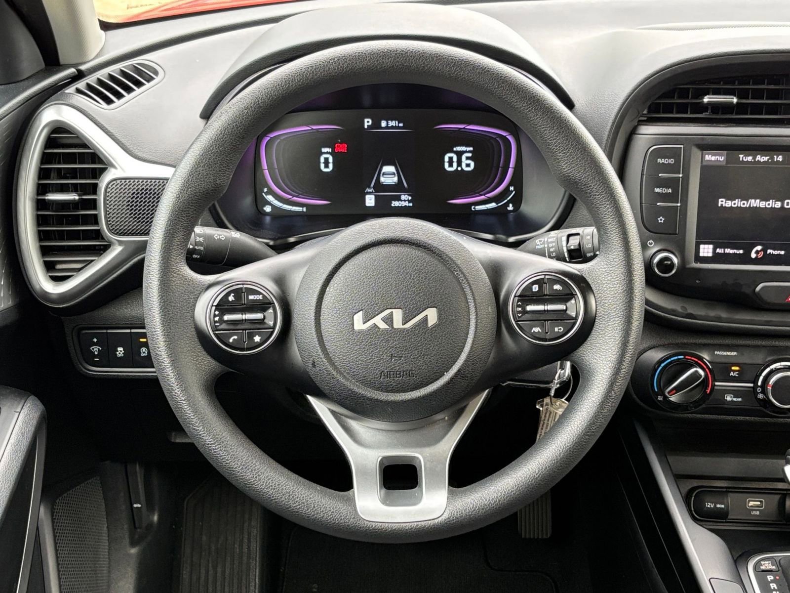 Used 2025 Kia Soul LX w/ LX Technology Package image 28