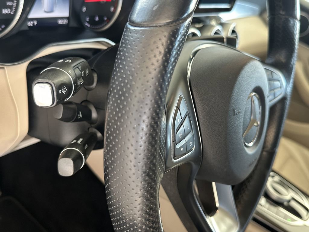 Used 2019 Mercedes-Benz GLC 300 image 19