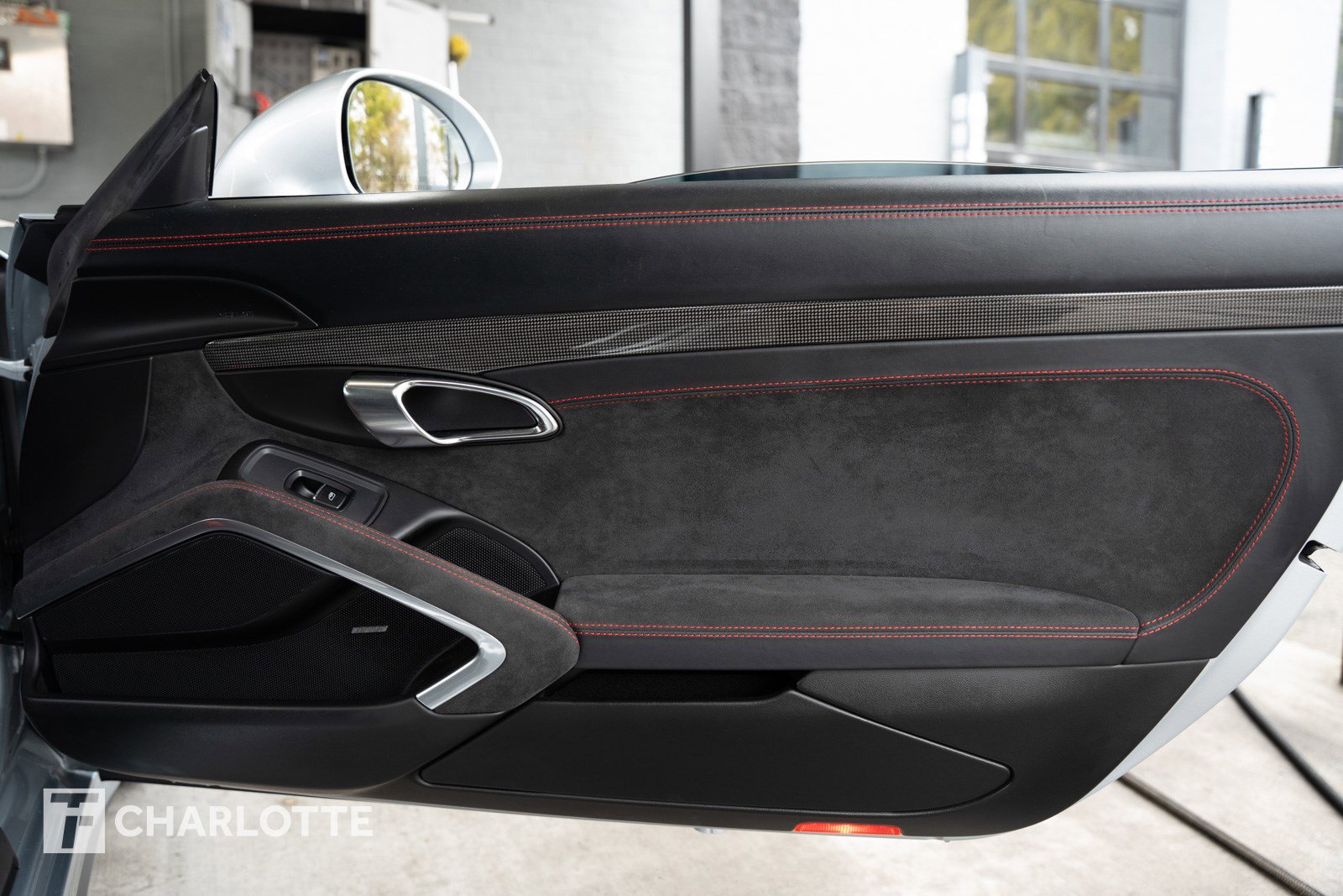 Used 2015 Porsche 911 Carrera GTS image 21