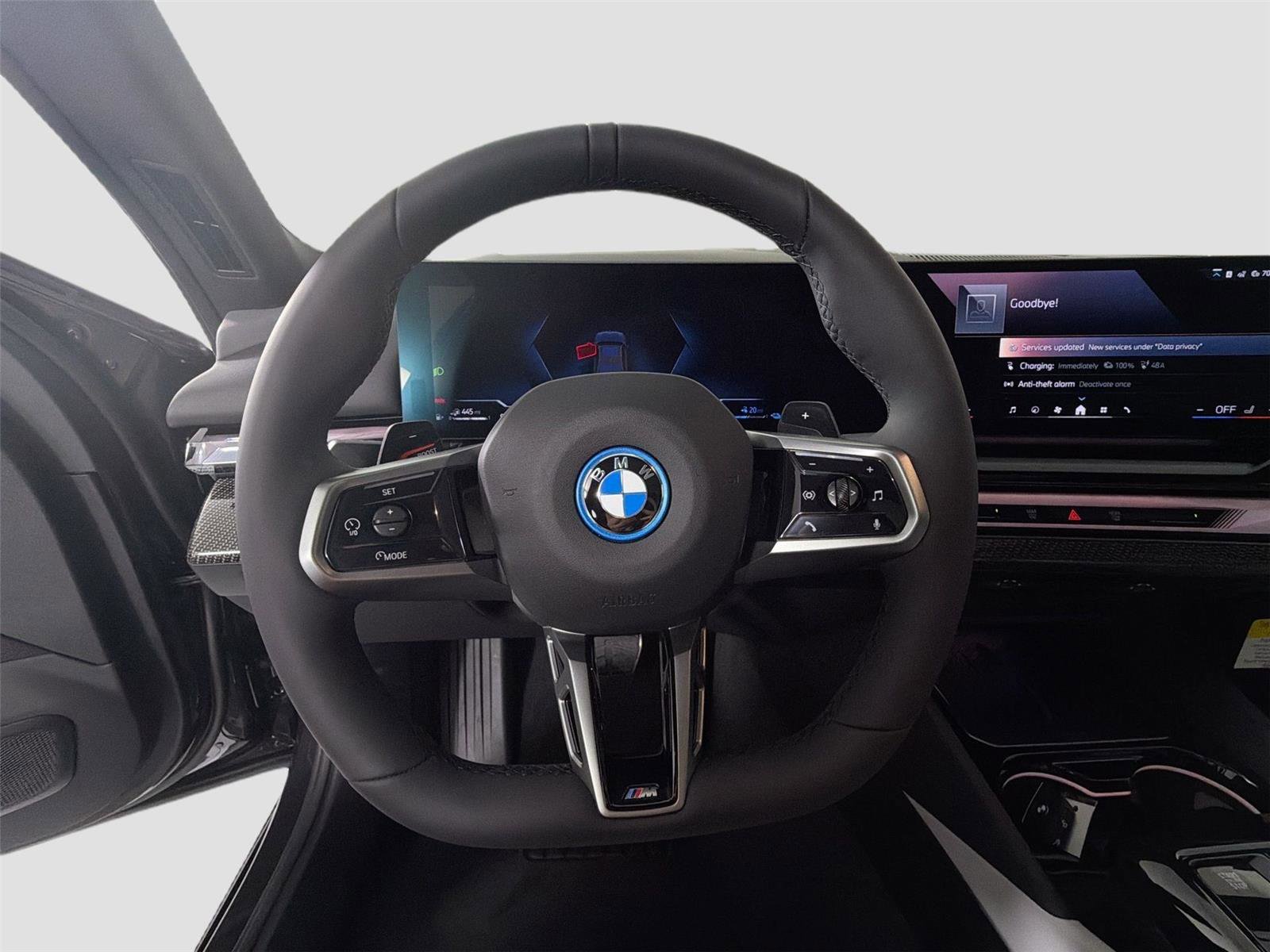 New 2026 BMW 550e xDrive w/ Executive Package image 11