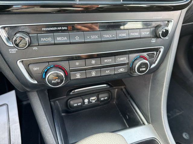Used 2019 Kia Optima S w/ S Panoramic Sunroof Package FWD image 18