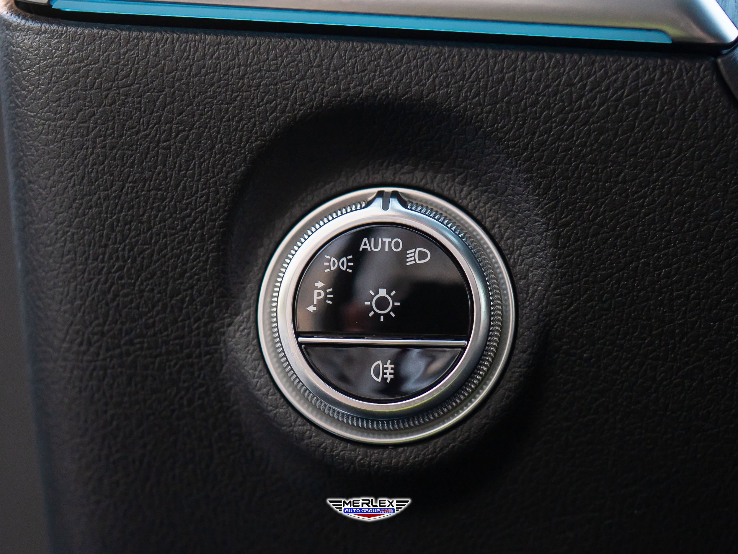 Used 2022 Mercedes-Benz C 300 4MATIC Sedan image 36