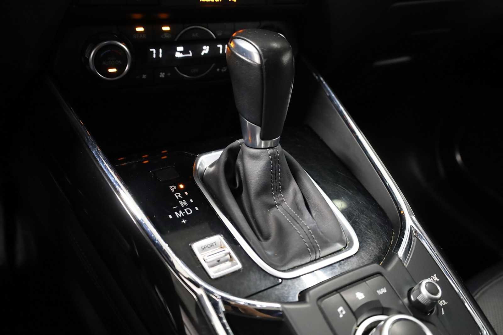 Used 2018 MAZDA CX-9 Grand Touring image 29