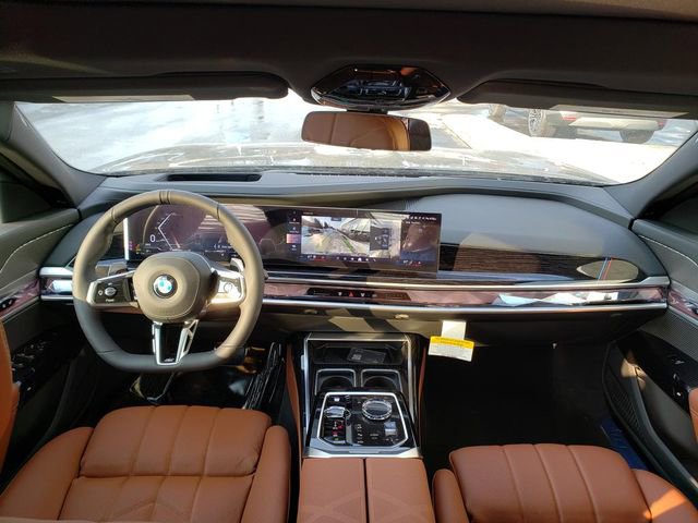 New 2026 BMW 740i xDrive image 13
