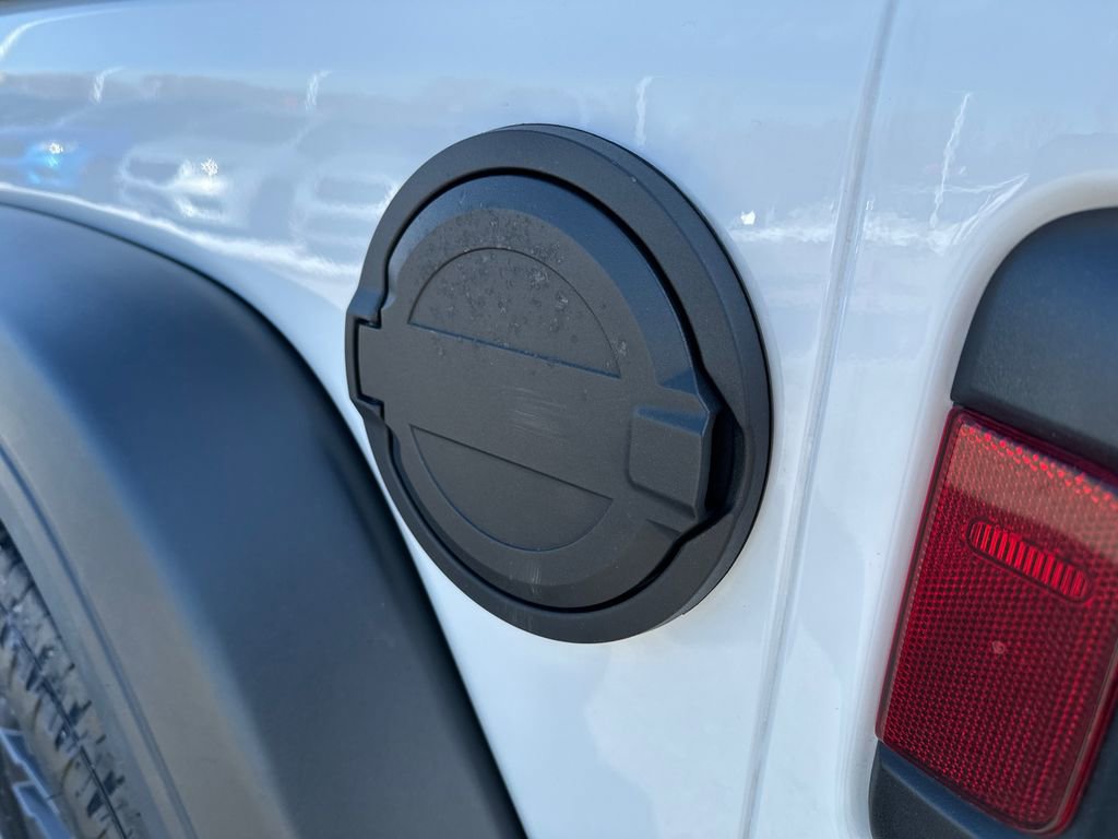 Used 2024 Jeep Wrangler Sport S image 44